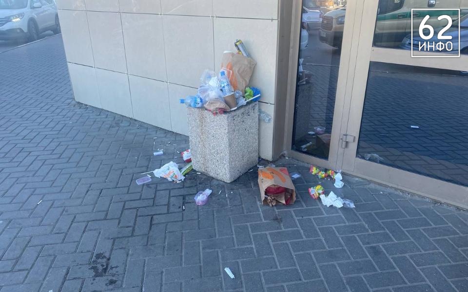 Рязанцы пожаловались на невывоз мусора на Солотчинском шоссе  - 62ИНФО