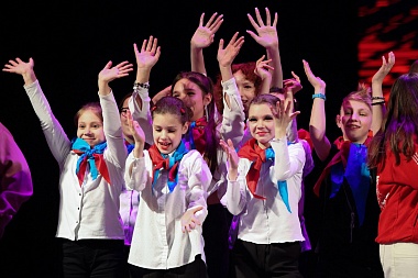 Сборная Движения Первых победила в финале региональной Юниор-Лиги КВН