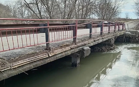 В Михайловском районе освободился от воды низководный мост