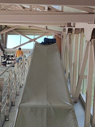 Рязанка пожаловалась на неработающий эскалатор в надземном переходе у ТРЦ «Премьер»