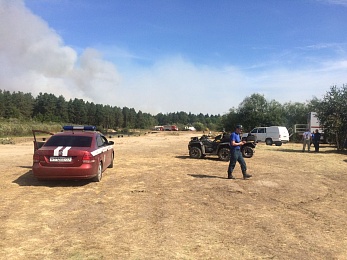 Фоторепортаж: лагерь пожарных в зоне ЧС — Деулино Рязанского района