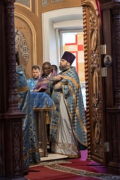 Африканцы провели литургию на английском и французских языках в Рязани