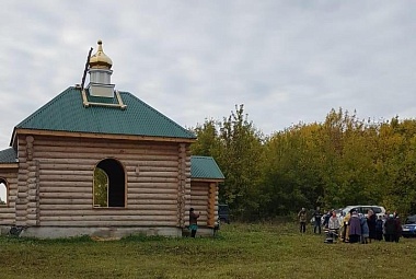 В селе Алешня Рыбновского района освятили строящийся храм 