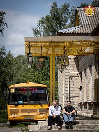 В школе Спасского района повесили новый выпускной фонарик