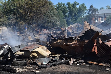 Пожарные всю ночь тушили пожары в Милославском районе - 62ИНФО Пожарные всю ночь тушили пожары в Милославском районе