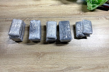 В Скопинском районе в колонию пытались передать 21 мобильник