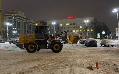 На рязанских железнодорожных вокзалах идёт уборка снега