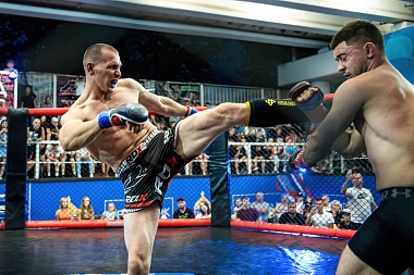 В рязанском Лесопарке прошёл турнир ММА «Битва за Рязань»