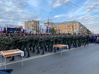 В Рязани встретили с парада Победы в Москве курсантов училища ВДВ