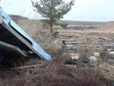 Владельцев земли оштрафовали на 200 тысяч рублей за сорняки и мусор