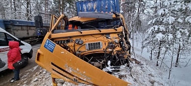 Водитель лесовоза пострадал в ДТП с «Макаром» в Кораблинском районе