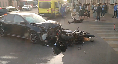 В центре Рязани произошло серьёзное ДТП с мотоциклистом