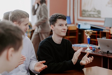 Обладатель «Хрустальной совы» Борис Белозёров провёл «Что? Где? Когда?» в РГУ