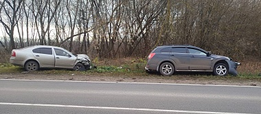 У Старожилова в ДТП со Škoda Octavia и Chevrolet пострадали трехлетка и младенец