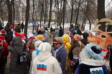 В Рязани забег Дедов Морозов собрал больше ста человек
