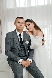 Рязанский ЗАГС показал фото свадеб августа-2024