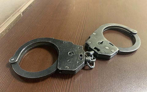 Скопинец угрожал экс-любовнице застрелить её из игрушечного пистолета Скопинец угрожал экс-любовнице застрелить её из игрушечного пистолета