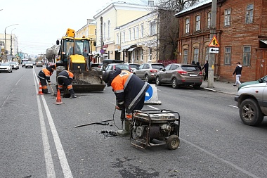 Мэр Сорокина осмотрела ремонт дороги на трёх улицах Рязани