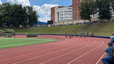 В Рязани День ВДВ отметили показательными выступлениями десантников и прыжками с парашютом