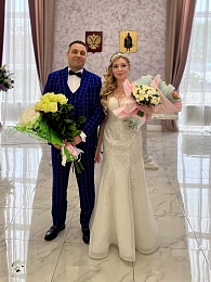 Лето любви: Рязанский ЗАГС показал фотосессии свадеб с июня по август