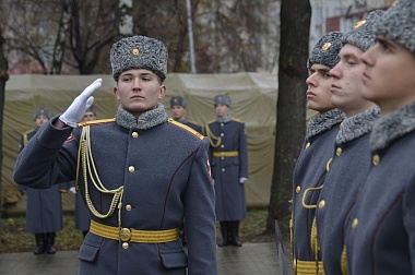 В Рязани открыли памятник погибшим росгвардейцам и их предшественникам - 62ИНФО В Рязани открыли памятник погибшим росгвардейцам и их предшественникам