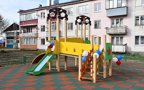 В Сасовском округе открыли детскую площадку