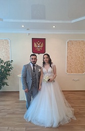 Лето любви: Рязанский ЗАГС показал фотосессии свадеб с июня по август