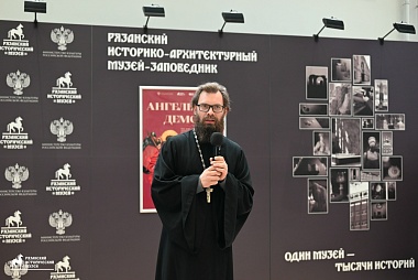В Рязани можно посмотреть на ангелов и демонов