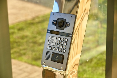 В Рязани впервые установили вход в дом по Face ID