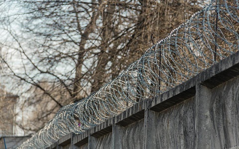 Замначальника рязанской колонии обвинили в присвоении миллиона рублей