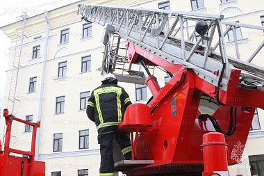 Вспыхнула сцена: в Рязани 56 человек тушили условный пожар в театре драмы