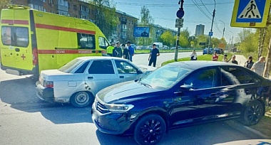 В Горроще 17-летний рязанец без прав на ВАЗ-2110 врезался в Volkswagen Polo