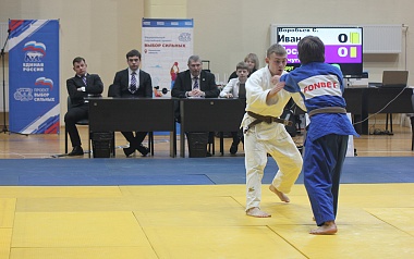 В рязанской Академии единоборств стартовало первенство ЦФО по дзюдо