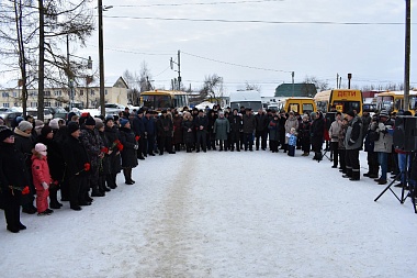 В Пителинском районе открыли мемориальную доску погибшему на СВО Сергею Мерлину 