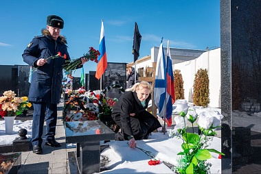 На Богородском кладбище Рязани в день 3-летия СВО совершили литию по героям