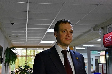 Врио губернатора Павел Малков посетил пункт временного размещения в Рязани 