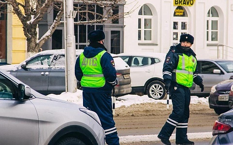 Госавтоинспекция Рязанской области напомнила о наказании за выезд на встречную полосу 