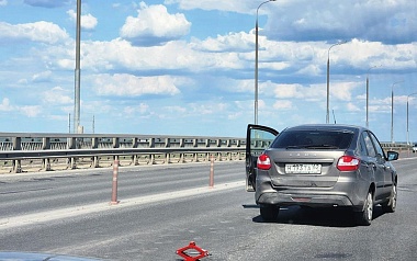 На Солотчинском мосту из-за ДТП затруднено движение транспорта
