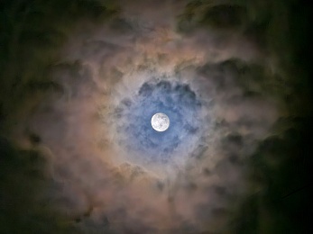 В небе над Рязанью заметили «око Саурона» 