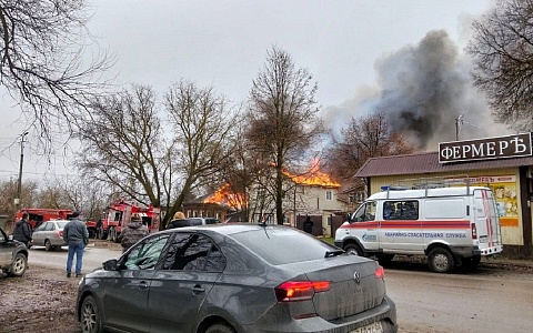 В Касимове сгорели два дома
