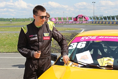 Фоторепортаж: второй день Межрегионального чемпионата по дрифту в Рязани