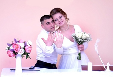 Рязанский ЗАГС показал лучшие фото свадеб 2023 года