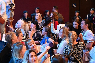 Актёр Егор Бероев выступил в Рязани в рамках встречи Общества «Знание»