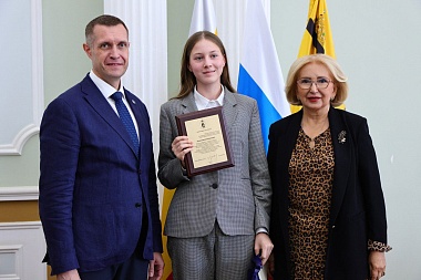 В Рязани поздравили лучших выпускников школ города