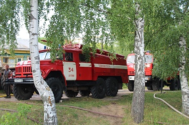 В Путятинском районе загорелся жилой дом - 62ИНФО В Путятинском районе загорелся жилой дом