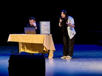 Команда факультета русской филологии РГУ взяла два титула в КВН