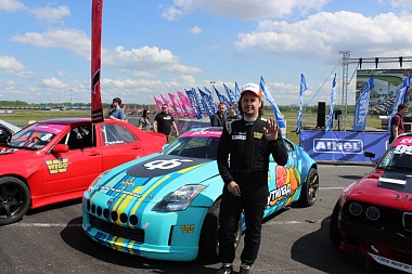 Фоторепортаж: второй день Межрегионального чемпионата по дрифту в Рязани