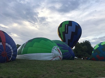 Фоторепортаж: пилоты «Неба России» пролетели на воздушных шарах над Рязанской областью - 62ИНФО Фоторепортаж: пилоты «Неба России» пролетели на воздушных шарах над Рязанской областью