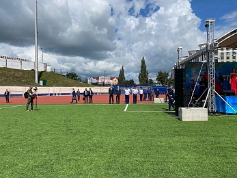 В Рязани День ВДВ отметили показательными выступлениями десантников и прыжками с парашютом