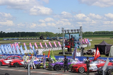 Фоторепортаж: второй день Межрегионального чемпионата по дрифту в Рязани